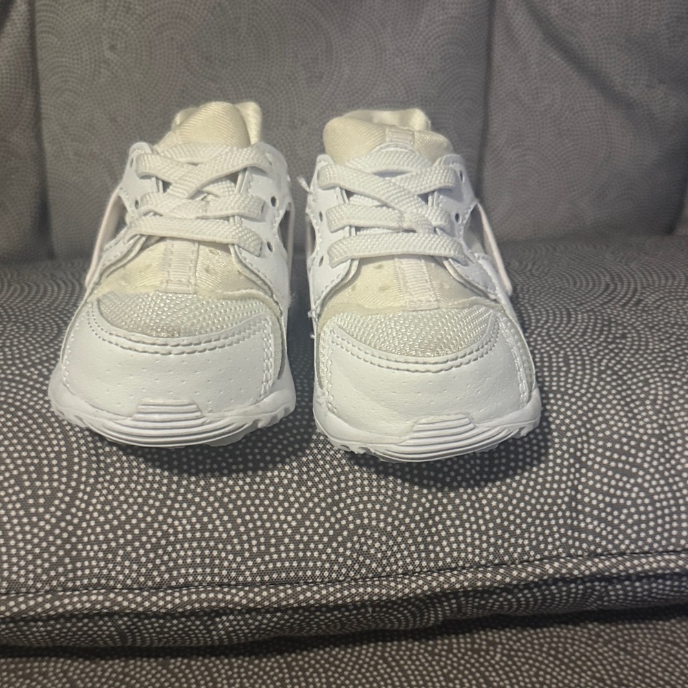 Nike Air Max Cream Athletic Sneakers